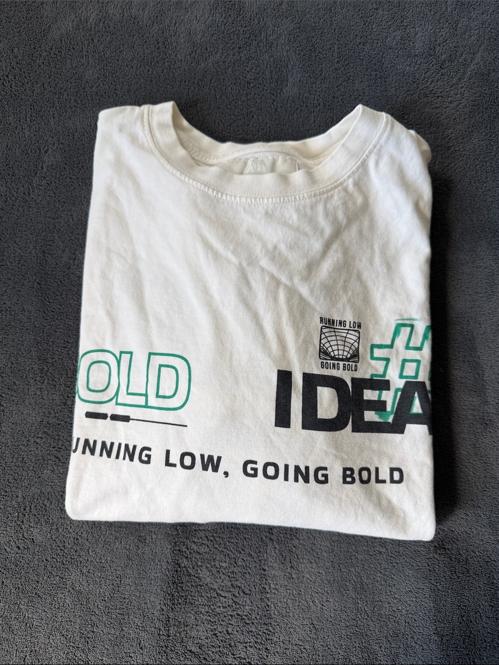 Zara White Long Sleeve Tee with Green & Black Graphic